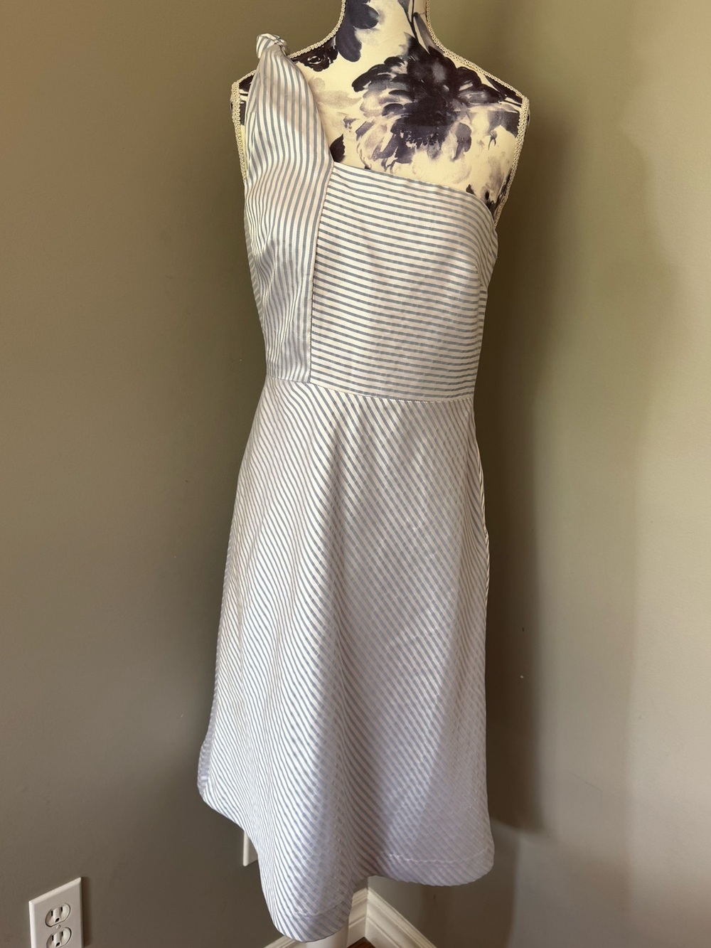 Banana Republic Light Blue and White One-Shoulder Striped Dress
